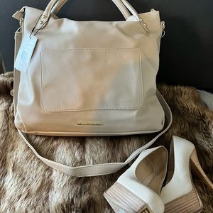 Beautiful beige Steve Madden bag! New with tags!